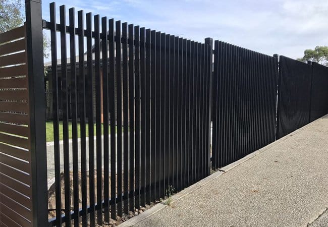 Aluminum Vertical Slat Fence